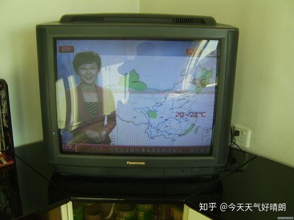 电视广告 介于干扰与共鸣之间的家庭公共时刻